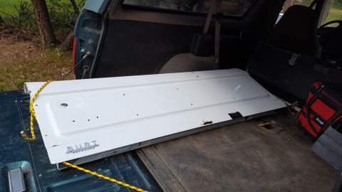 1995 Ford Bronco - Tailgate I picked up at the Junk Yard. Incidentally, its in much better shape than the one that was originally on the truck (before I smash…