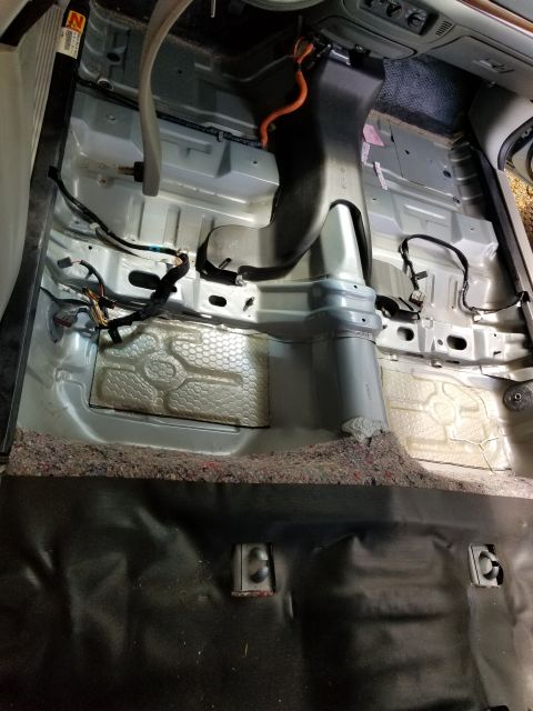 2004 Ford Crown Victoria - Once one chair was out, and I had the tools ready anyway, I decided to pull the other, and the carpet for a thorough cleaning.
