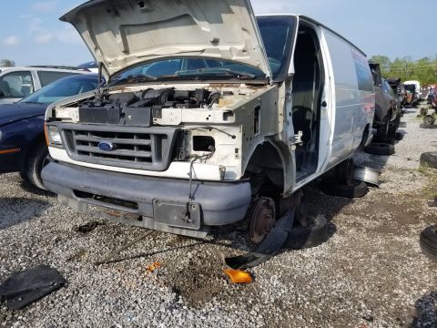1983 Ford Bronco - My disc axle donor is a 2006 E150. 2004-13 E150s use the same 5-on-5.5" lug pattern as all Broncos & most pre-'97 F150s, which is why…