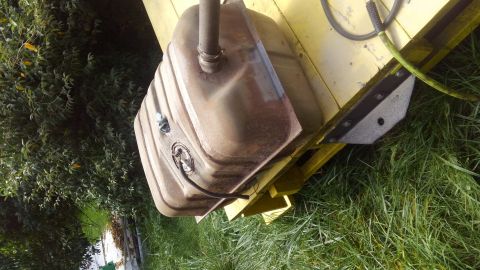 1996 Ford Bronco - Fuel tank before.