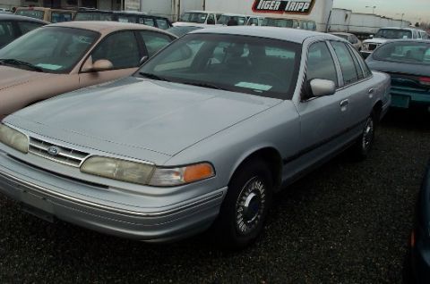 1996 Ford Crown Victoria - Auction 9