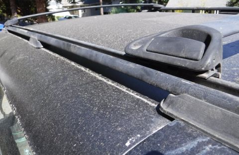 1992 Ford Bronco - Foot placement relative to hardtop with full length rails.