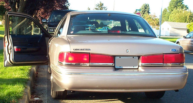1995 Ford Crown Victoria “Sandy”