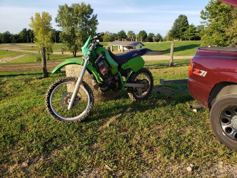 1991 Kawasaki KDX200-E2 photo