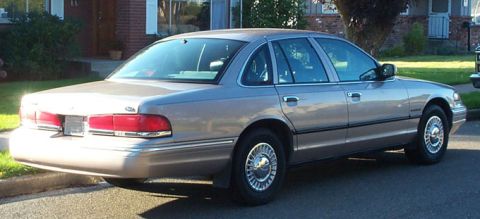 1995 Ford Crown Victoria - 95 CVPI Rear Side