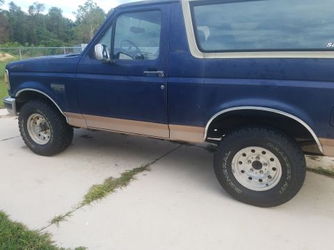 1994 Ford Bronco - Photograph of a Ford Bronco vehicle, not a technical document.