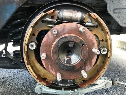 2002 Nissan Quest “Elgrand APE50”