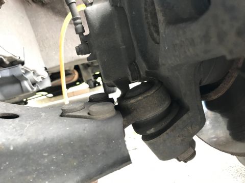 2002 Nissan Quest “Elgrand APE50”
