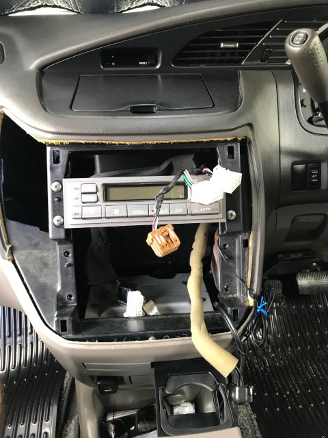 2002 Nissan Quest “Elgrand APE50”