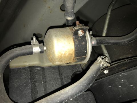2002 Nissan Quest “Elgrand APE50”