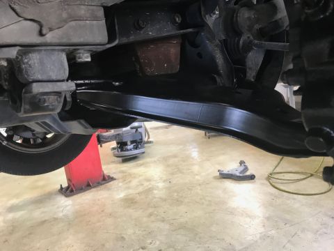 2002 Nissan Quest “Elgrand APE50”