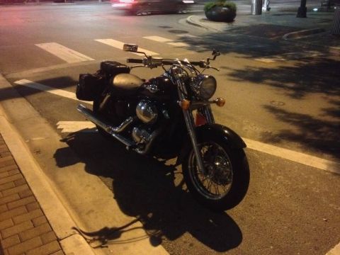 2001 Honda Shadow VT750C photo