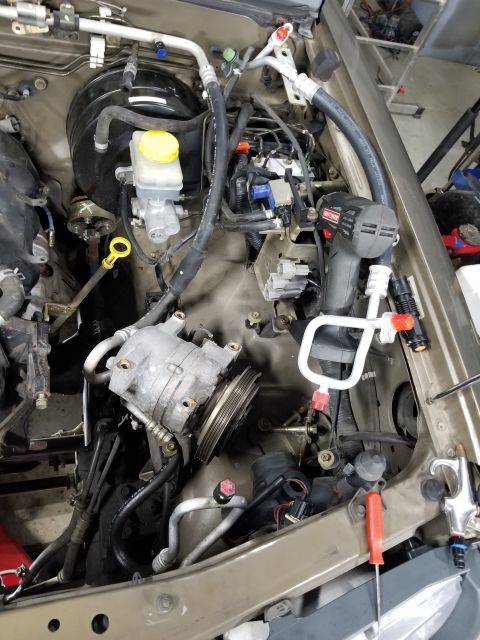 2001 Nissan Xterra - With the compressor flipped, the bottom of the high-pressure hose was visible, showing dye. So I ordered this replacement. The refrigerant…