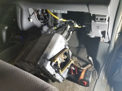 2001 Nissan Xterra - It was surprisingly easy to yank the evaporator housing out of the dash. Probably ~45 minutes, including reassembly.