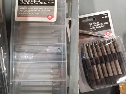 1983 Ford Bronco - Tractor Supply Torx Sets The set on the Right contains a bunch of rare shapes that are handy to have around, but the only ones I use are th…