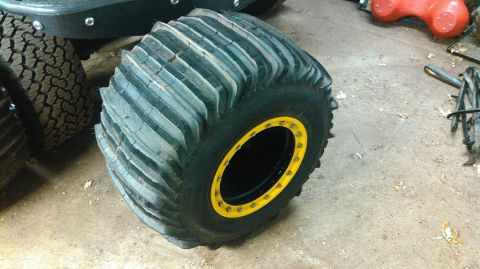 Paddle Tires - 1978 Ford Bronco