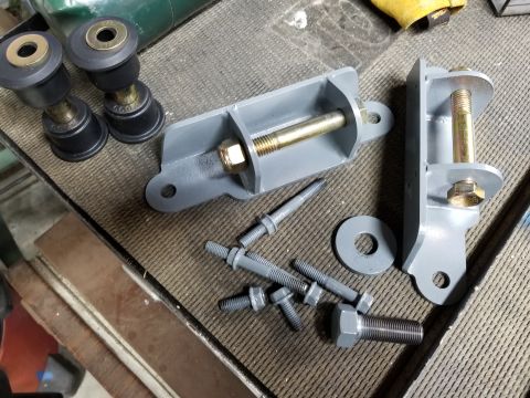 1995 Ford Bronco - The [url=https://shop.broncograveyard.com/Extreme-Duty-Poly-Motor-Mounts-289302351W-Pair/productinfo/10501/]JBG engine mounts arrived assem…