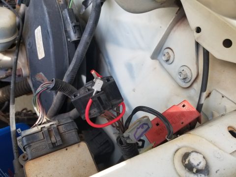 1995 Ford Bronco - I made a DLC jumper wire, and marked the connectors for pulling codes & locking the fuel pump on. [url=https://www.supermotors.net/vehicles…