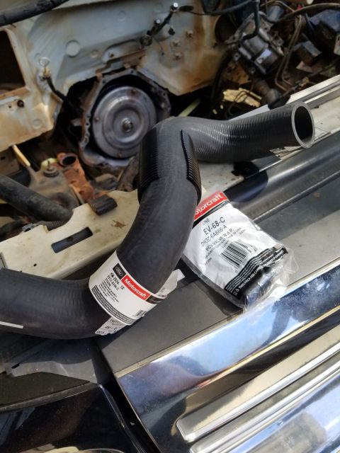 1995 Ford Bronco - Ford/MC lower radiator hose KM-2924, F5TZ-8286-C Ford/MC PCV Valve EV-68-C, D9OZ-6A666-A