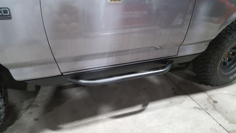 1995 Ford Bronco - The truck is filthy, but I now have a functional step. These steps and sliders are ROCK SOLID! There is no flex.
