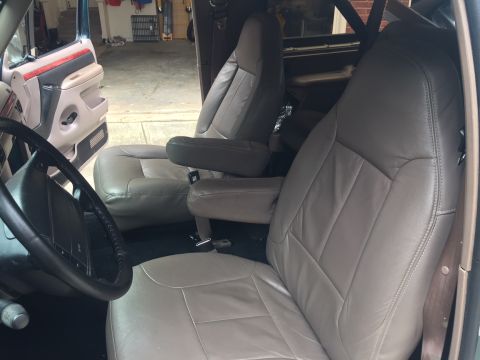 1996 Ford Bronco photo