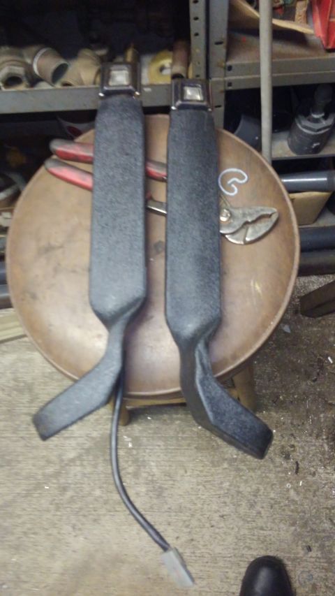 1996 Ford Bronco - while i was at it i also replaced the seatbelt sleeves. the old ones were really worn and i had these for years so i finally got to replace…