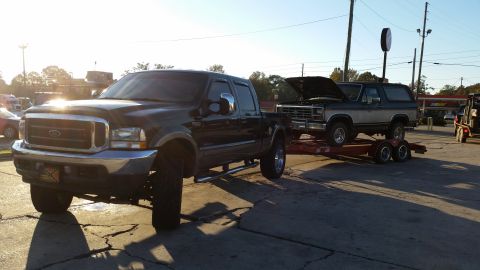 1986 Ford Bronco - Pulling it 4 hours home!