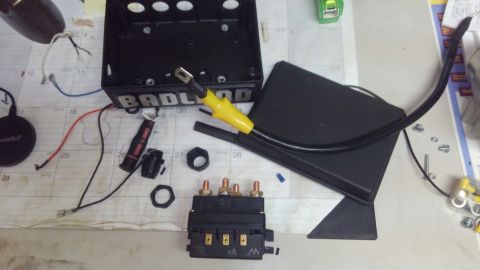 1996 Ford Bronco - this was the control box for the winch. its very bulky and suppose to be waterproof the solenoid pack. i think its a bit excessive so i dec…