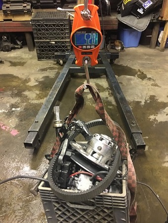 2000 Ford E350 - Differential and belt assembly is weighed at 520 lbs. The registry claims it is from a 2000 Ford E350, but this is unlikely.