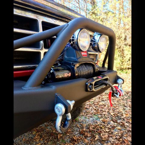 1995 Ford Bronco - D-rings installed.