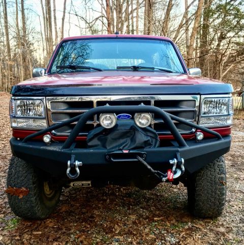 1995 Ford Bronco - Front end facelift finished