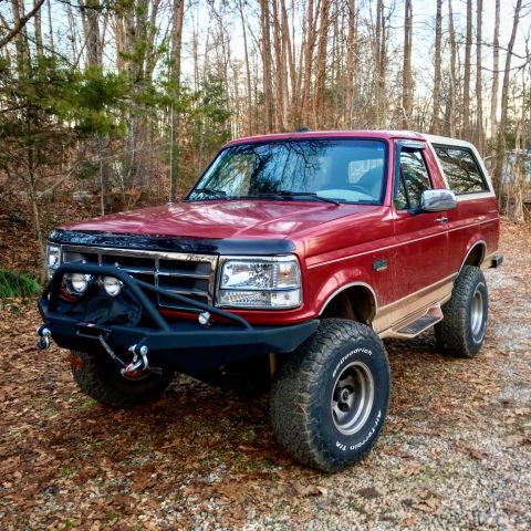 1995 Ford Bronco - Front end facelift finished