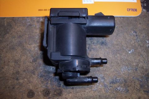 1995 Ford Bronco - This part is a vacuum solenoid valve, not a 1995 Ford Bronco.