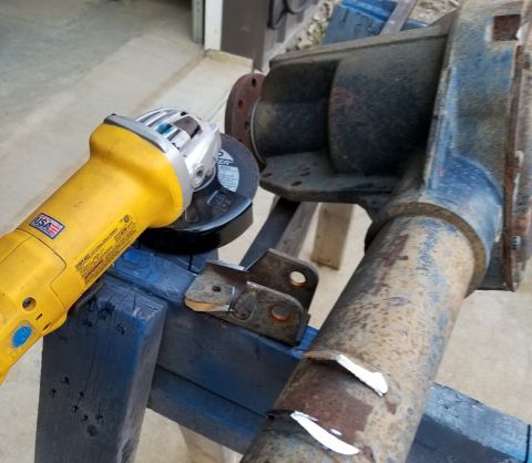 1983 Ford Bronco - I made the rough & 2nd cuts with a thin 5" wheel ( Metabo 655334000 ) to remove the spring perches & shock brackets.
