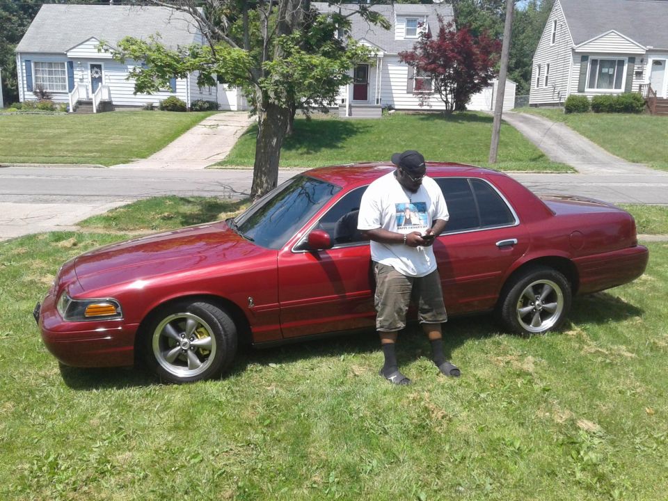2003 Ford Crown Victoria “Boujee”