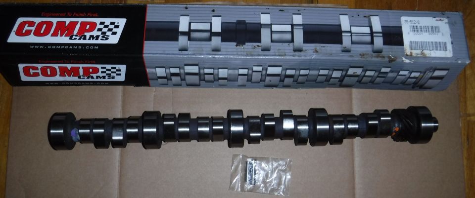Comp Cams 35-512-8 waiting its turn.