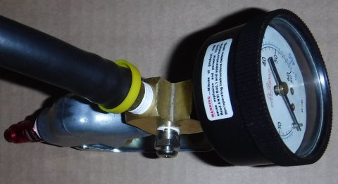 1992 Ford Bronco - Tire inflator, complete with bleeder valve.