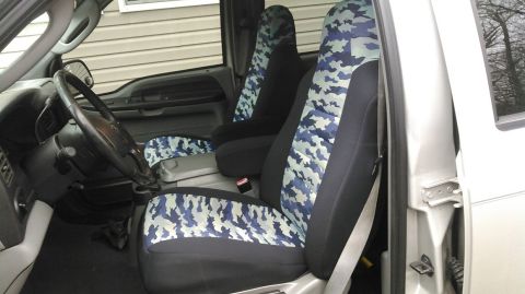 2005 Ford Excursion photo