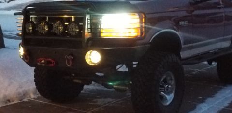 1996 Ford Bronco - lights
