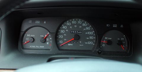 2005 Ford Crown Victoria photo
