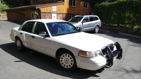 2005 Ford Crown Victoria photo