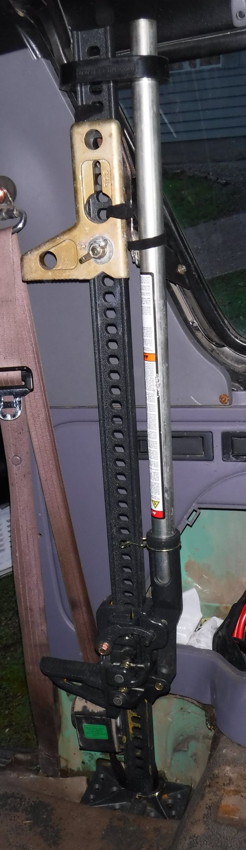 Hi-Lift mounted.
