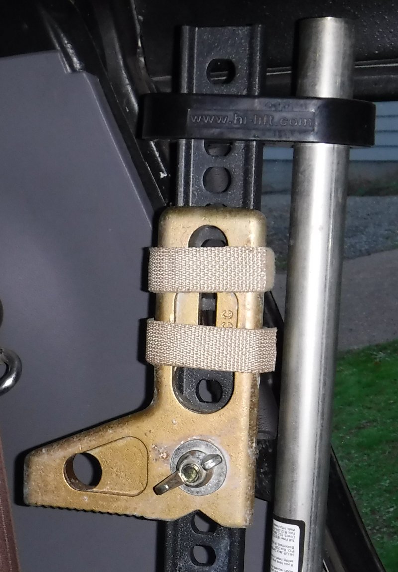 Secured the top much better with some heavy duty-ish straps.