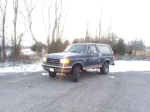 1989 Ford Bronco photo