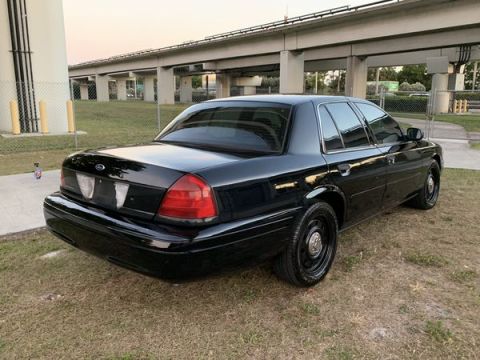 2008 Ford Crown Victoria photo