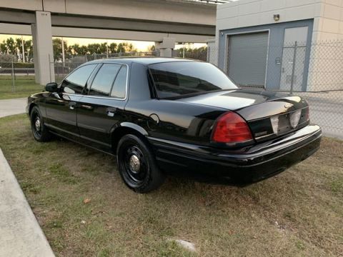 2008 Ford Crown Victoria photo