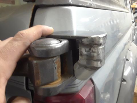 1985 Ford Bronco - Trailer hitch receiver and ball mount assembly shown in detail.