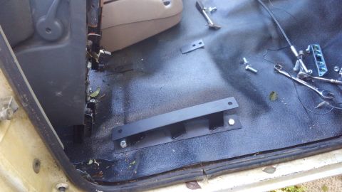 1988 Ford Bronco - because the seats came from a chevy with a pretty flat floor, but the floor of a ford has the seating area raised up, i had to fabriate a l…