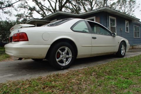 1995 Ford Thunderbird photo
