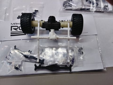 1995 Ford Bronco - Comparison of the "1/24 scale" big axle, the model kit axle, and the new axle.